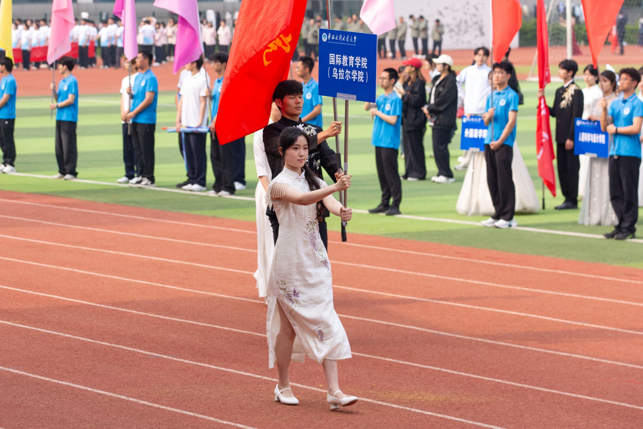 乐鱼真人体育娱乐新手怎么玩龙子湖校区