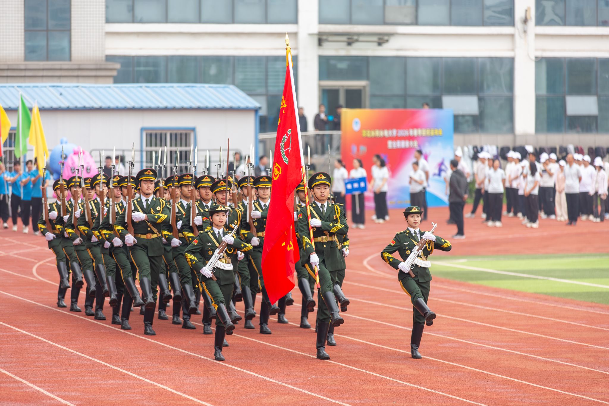 【组图】乐鱼真人体育娱乐新手怎么玩举