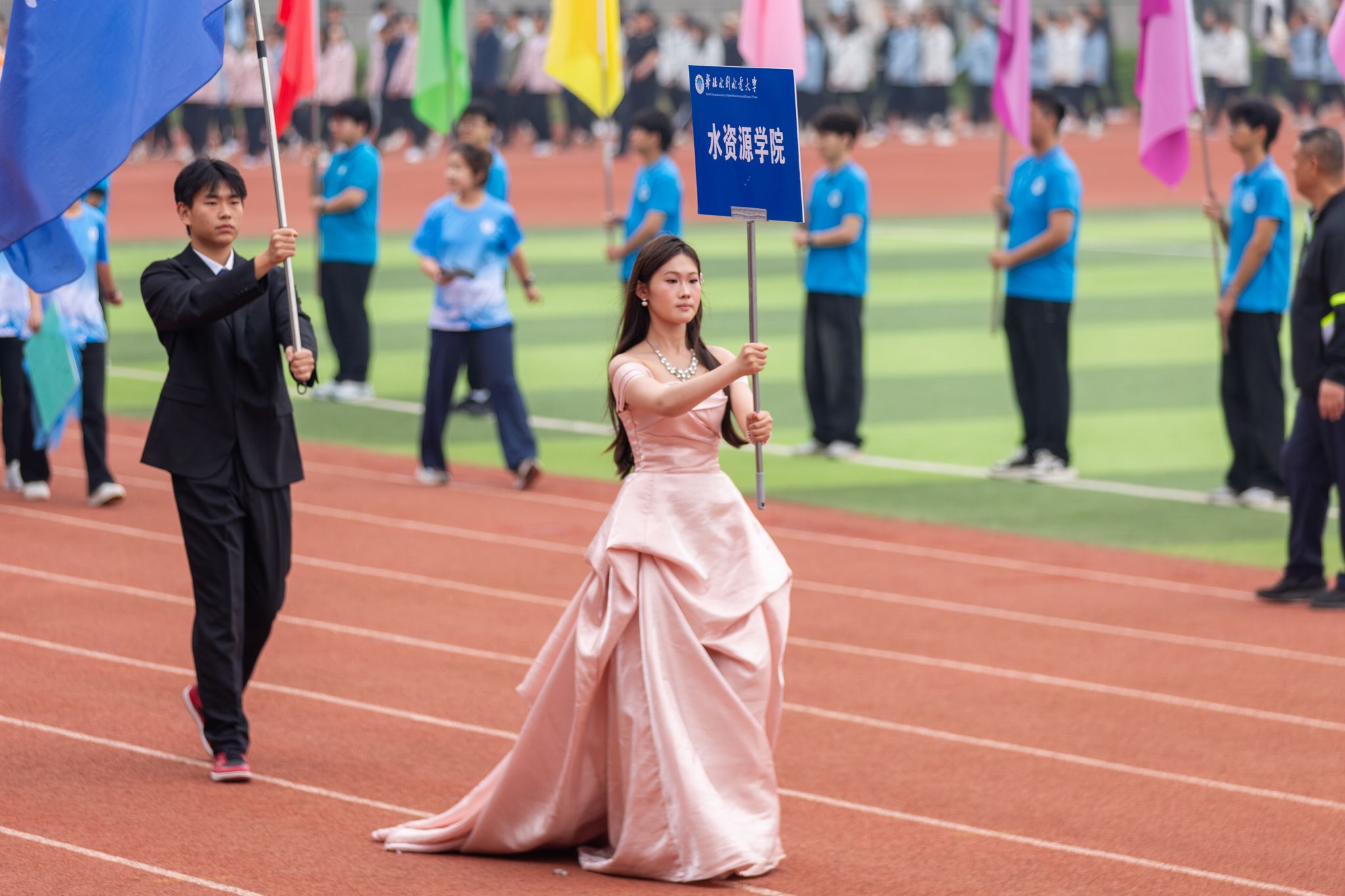 乐鱼真人体育娱乐新手怎么玩龙子湖校区