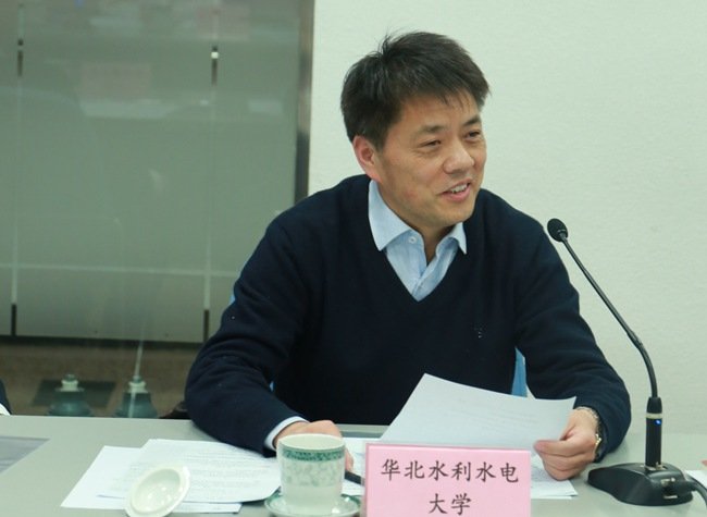 王天泽副校长在金砖国家大学联盟工作会议上发言_副本.jpg 李大卫)